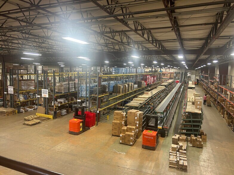 4100-4202 Technology Dr, South Bend, IN à louer - Photo du bâtiment - Image 3 de 8