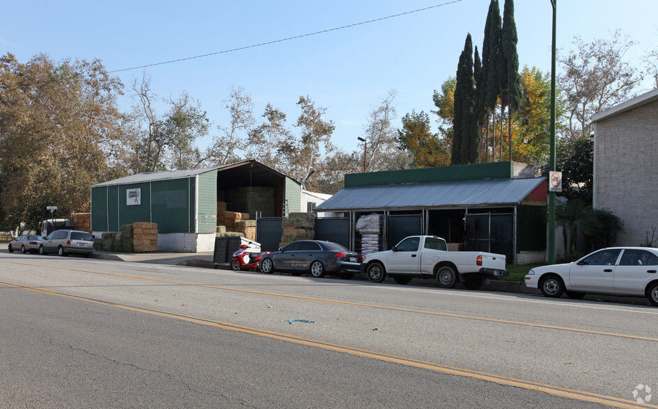 1532 Riverside Dr, Glendale, CA for sale - Primary Photo - Image 1 of 7