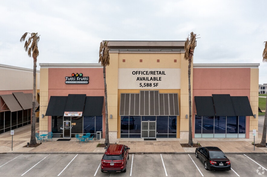 1800-1820 Nasa Rd 1, Houston, TX for lease - Building Photo - Image 2 of 16