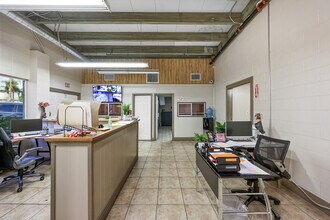 1087 E 9th St, San Bernardino, CA for sale Interior Photo- Image 2 of 21