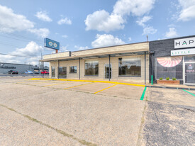 6601 N May Ave, Oklahoma City OK - Entrepôt