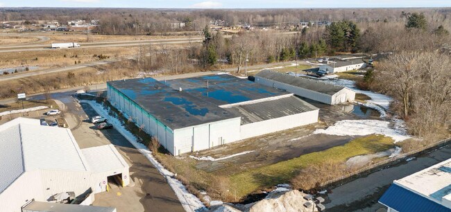 Plus de détails pour 380 73rd ½ Street, South Haven, MI - Industriel à vendre