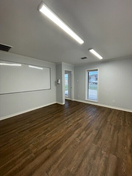 1310 Driftwood Dr, Bossier City, LA à louer - Photo intérieure - Image 3 de 10