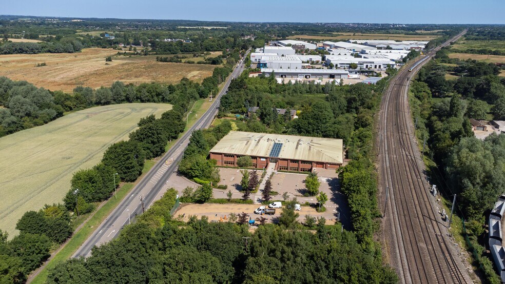 Watling St, Radlett à vendre - Photo du bâtiment - Image 3 de 9