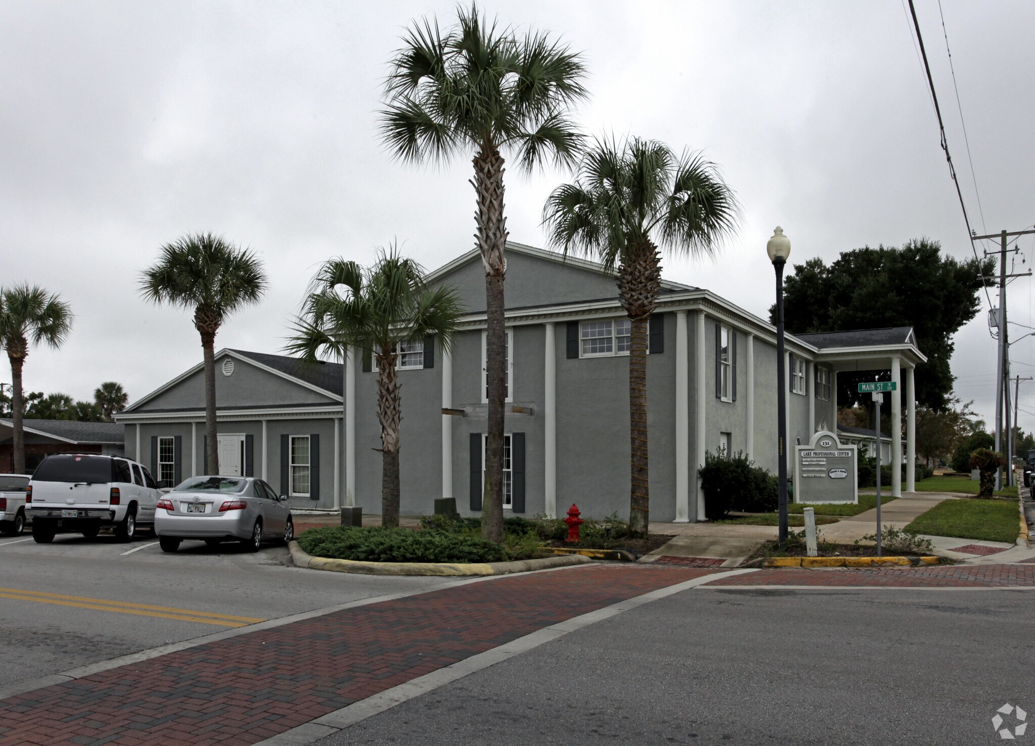 131 W Main St, Tavares, FL à vendre Photo principale- Image 1 de 9