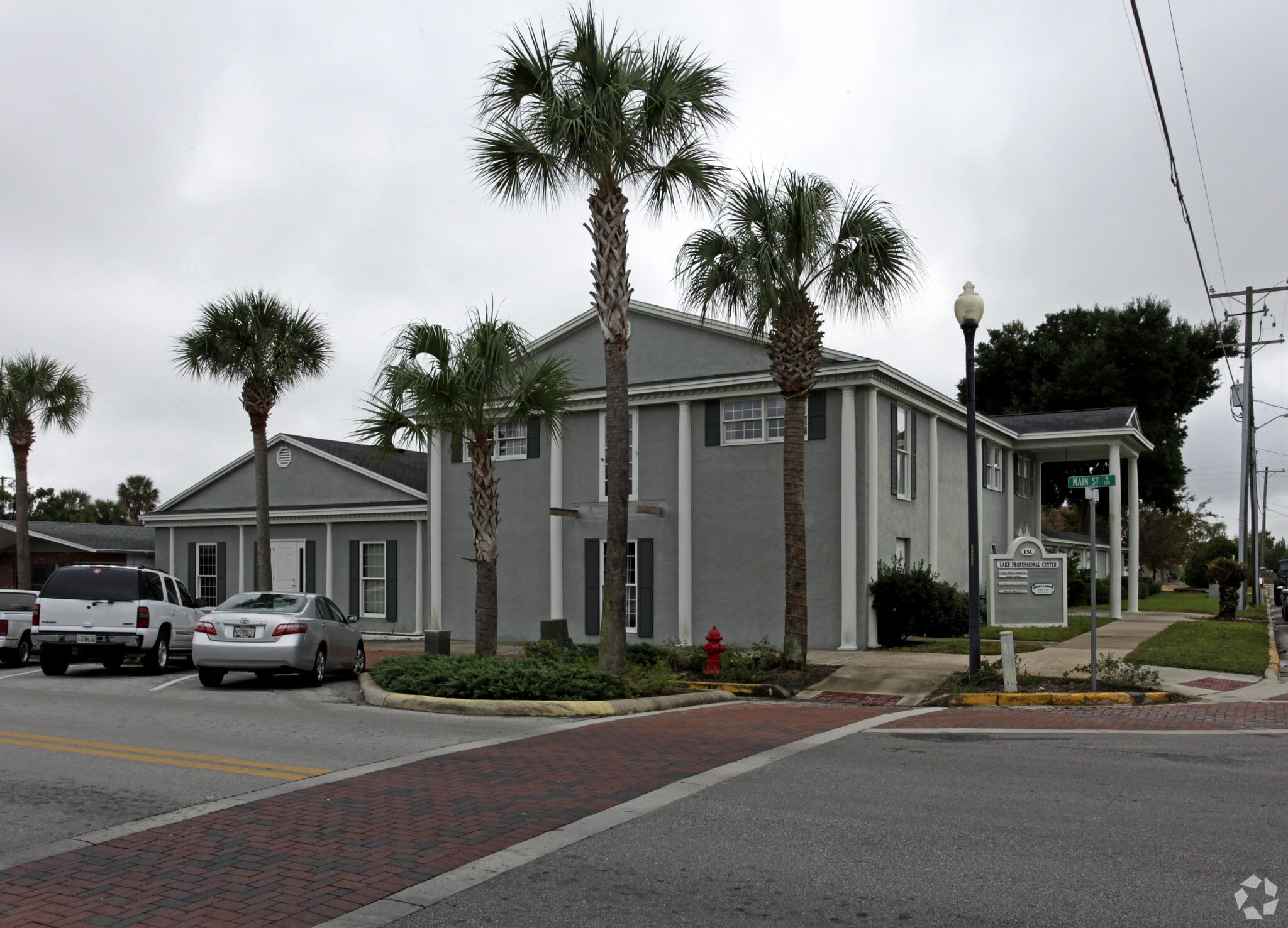 131 W Main St, Tavares, FL for sale Primary Photo- Image 1 of 9