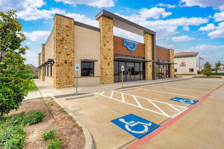 23615 FM 1093 Rd, Richmond, TX for lease - Building Photo - Image 3 of 11