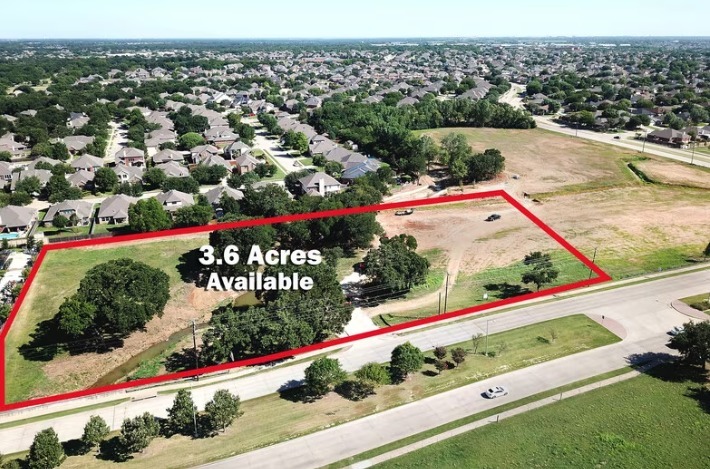 501 E Debbie Ln, Mansfield, TX for sale - Building Photo - Image 1 of 6