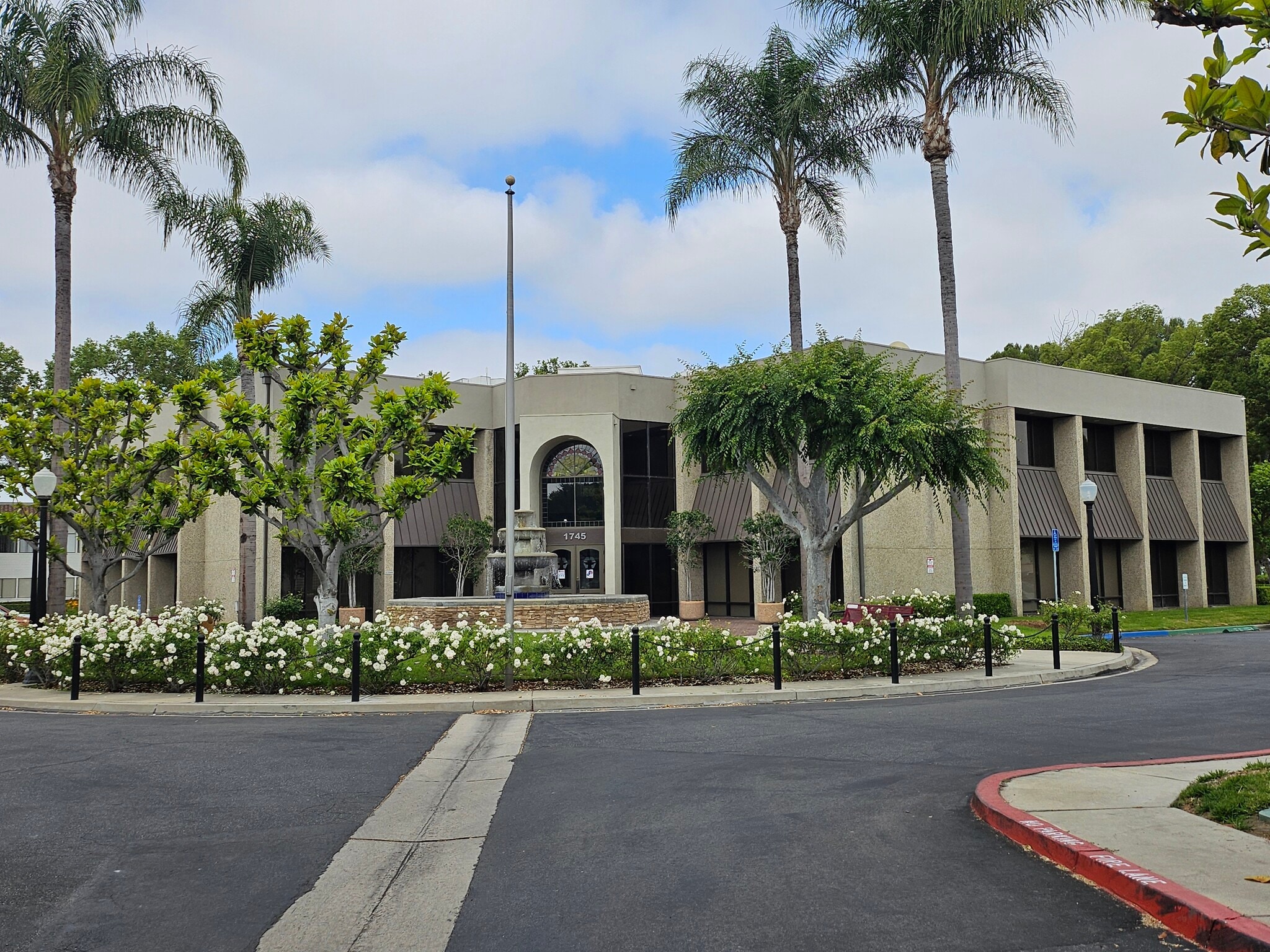 1717-1745 W Orangewood Ave, Orange, CA for sale Primary Photo- Image 1 of 6