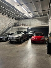 13850 SW 143rd Ct, Miami, FL for lease Interior Photo- Image 1 of 3