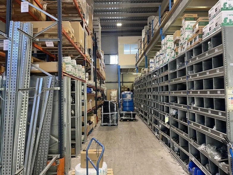 Flex in Montpellier for lease - Building Photo - Image 2 of 9