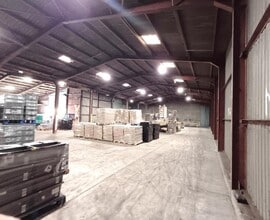 7 Howard Rd, Eaton Socon à louer Photo intérieure- Image 2 de 3