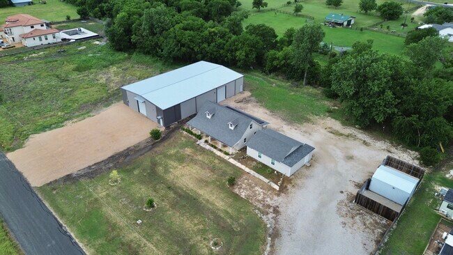 More details for 300 Carmel Creekside Dr, Hutto, TX - Industrial for Lease