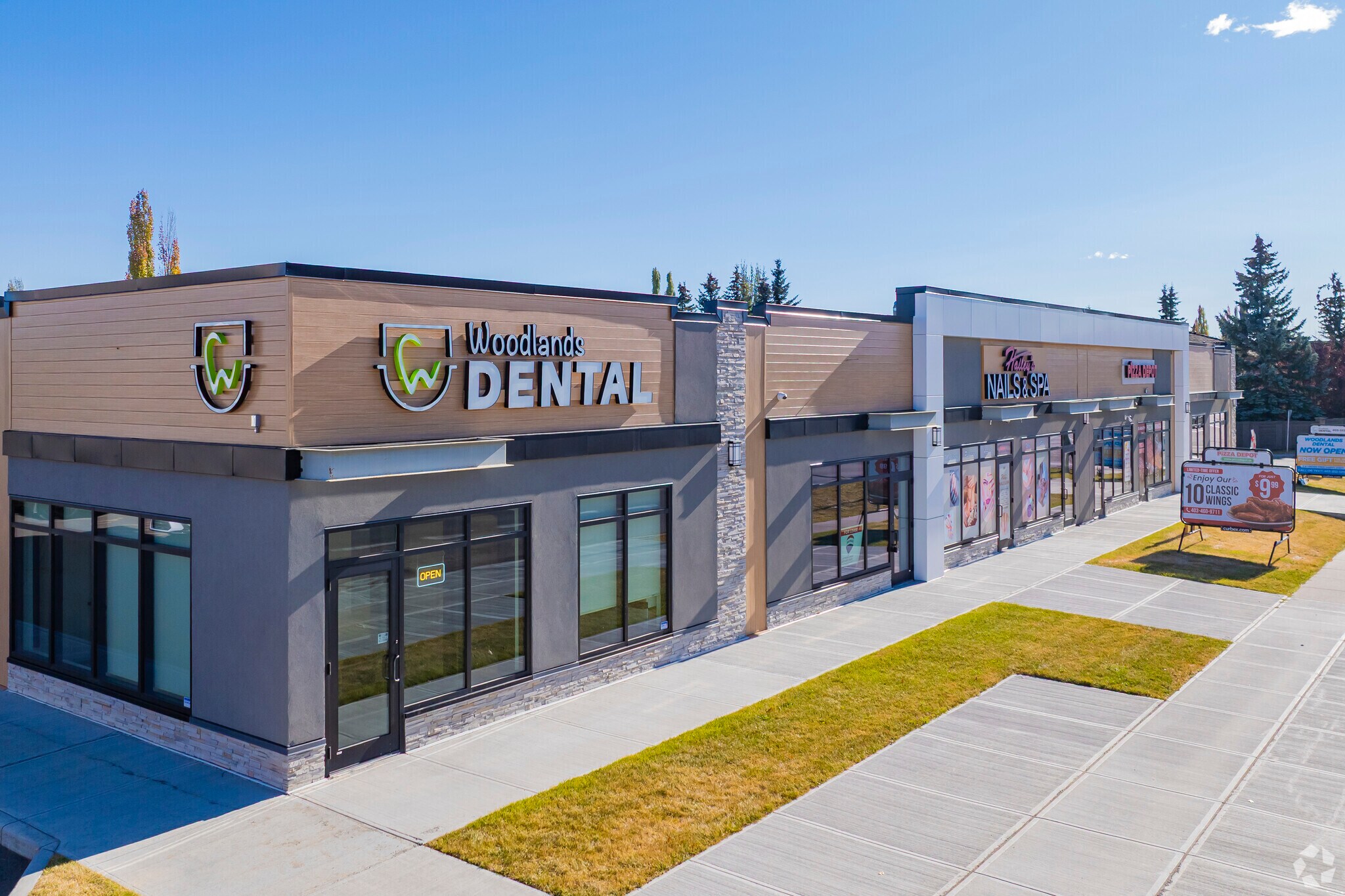 11808 24 St SW, Calgary, AB à louer Photo principale- Image 1 de 6