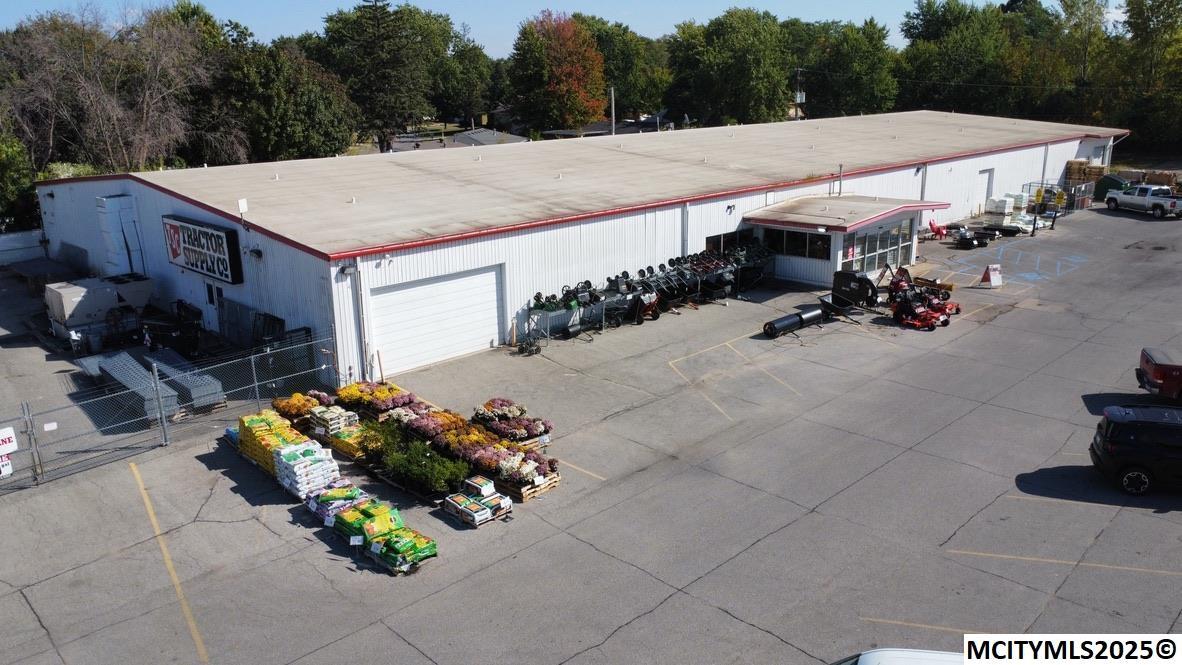 1905 4th St SW, Mason City, IA for sale Primary Photo- Image 1 of 2