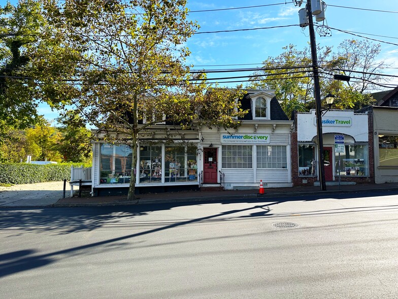 1326 Old Northern Blvd, Roslyn, NY for lease - Primary Photo - Image 1 of 12