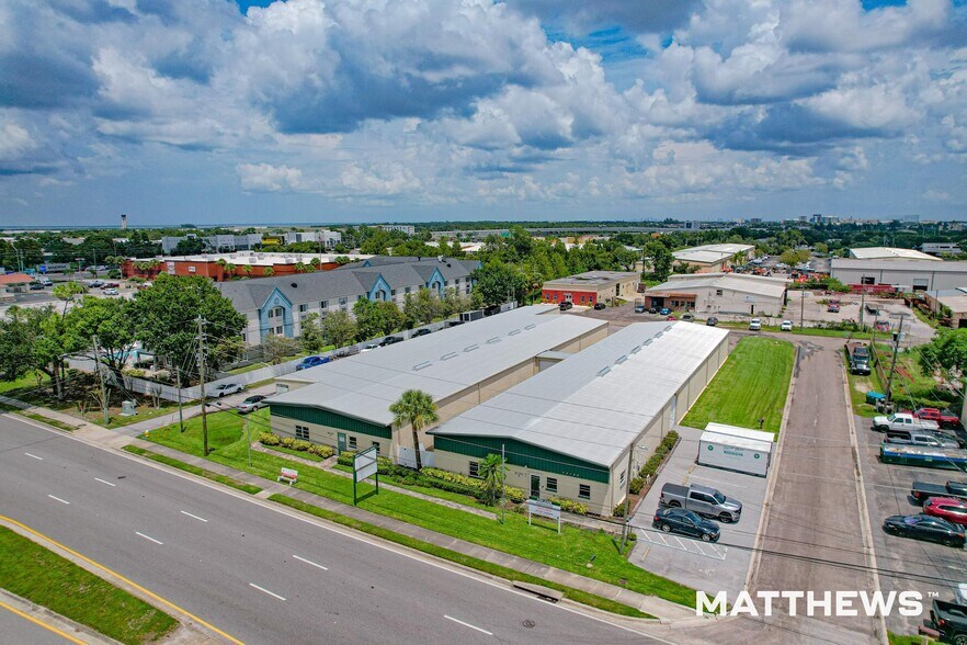 13195 49th St N, Clearwater, FL à vendre - Photo du bâtiment - Image 2 de 14