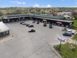More details for 1186 N Shawano St, New London, WI - Retail for Lease
