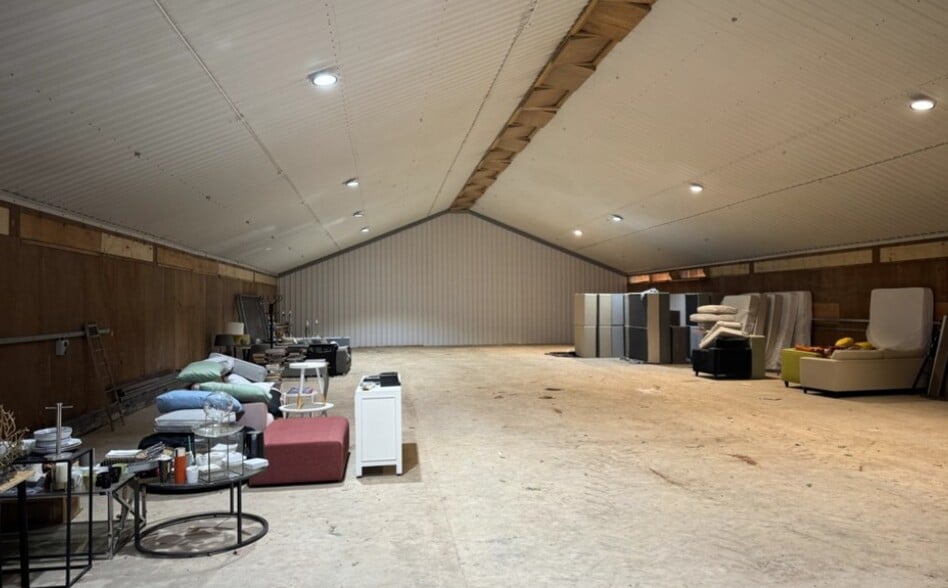 Aylesbeare, Exeter for lease - Interior Photo - Image 3 of 4