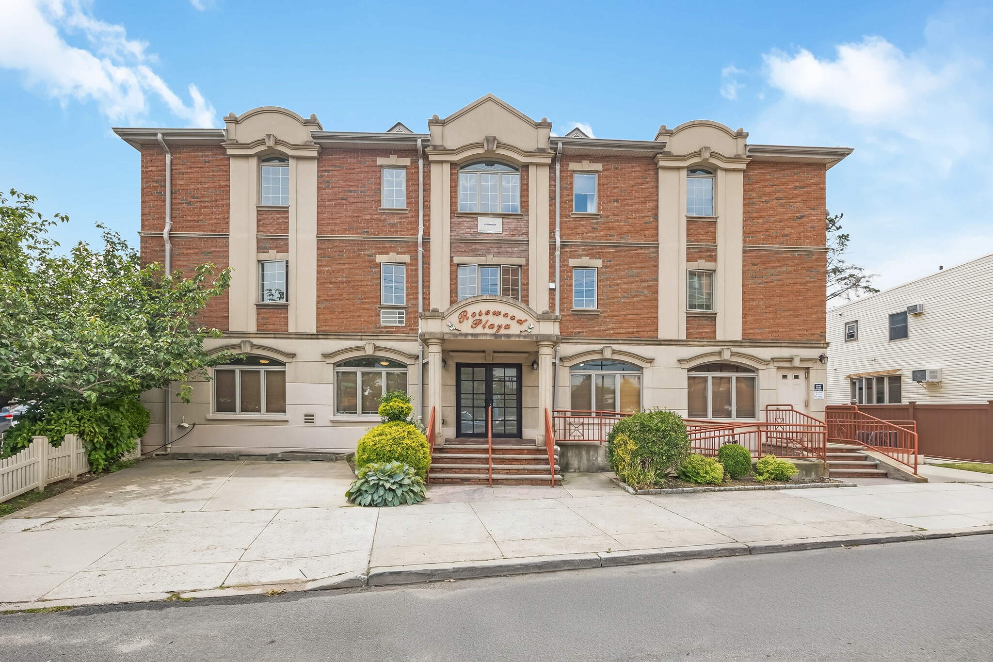 66-06 70th St, Middle Village, NY for sale Building Photo- Image 1 of 17