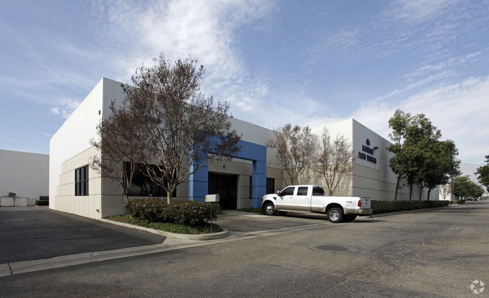 2160 Hellman Ave, Ontario, CA for sale - Building Photo - Image 2 of 3