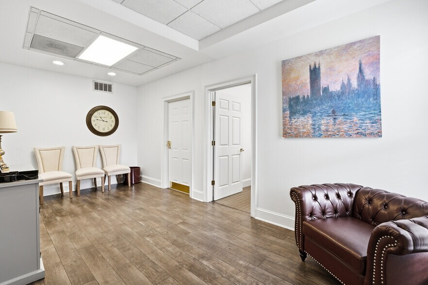 324 Cherokee St NE, Marietta, GA à louer - Photo du bâtiment - Image 2 de 16