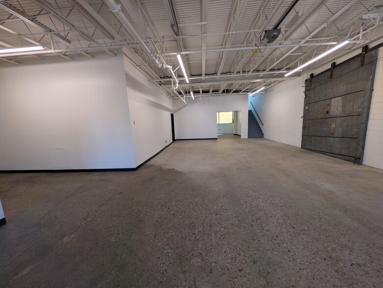 1835 Dana St, Glendale, CA for lease - Building Photo - Image 3 of 7