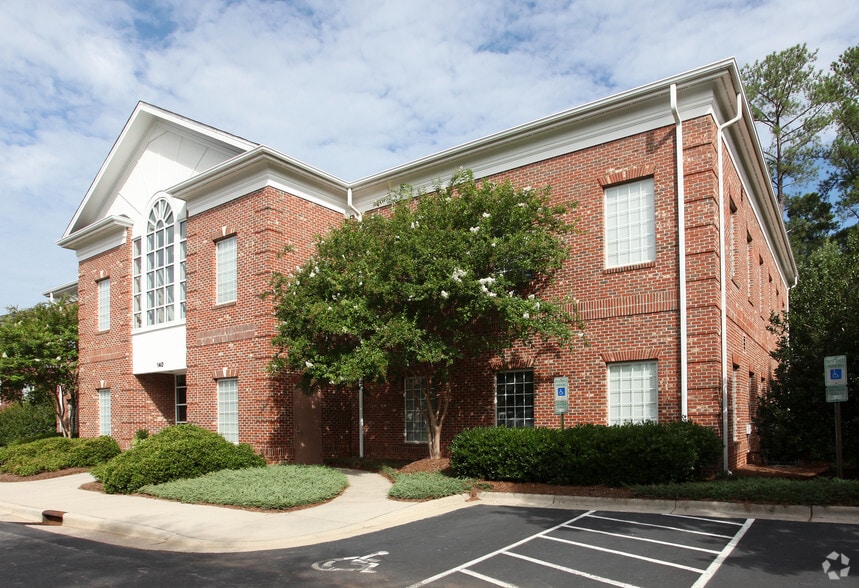 140 Preston Executive Dr, Cary, NC for lease - Building Photo - Image 2 of 9