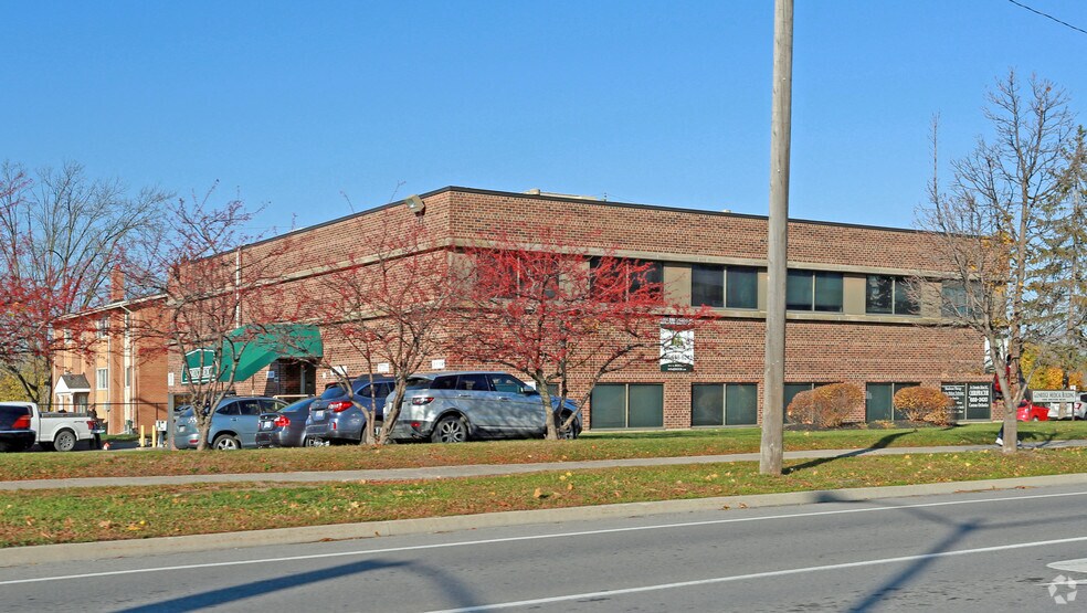 1 Belton Blvd, St Catharines, ON à louer - Photo du bâtiment - Image 3 de 5