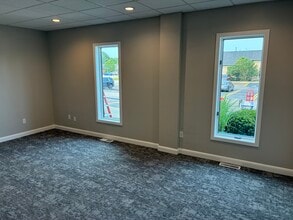 101 Sully's Trail, Pittsford, NY for lease Interior Photo- Image 2 of 8