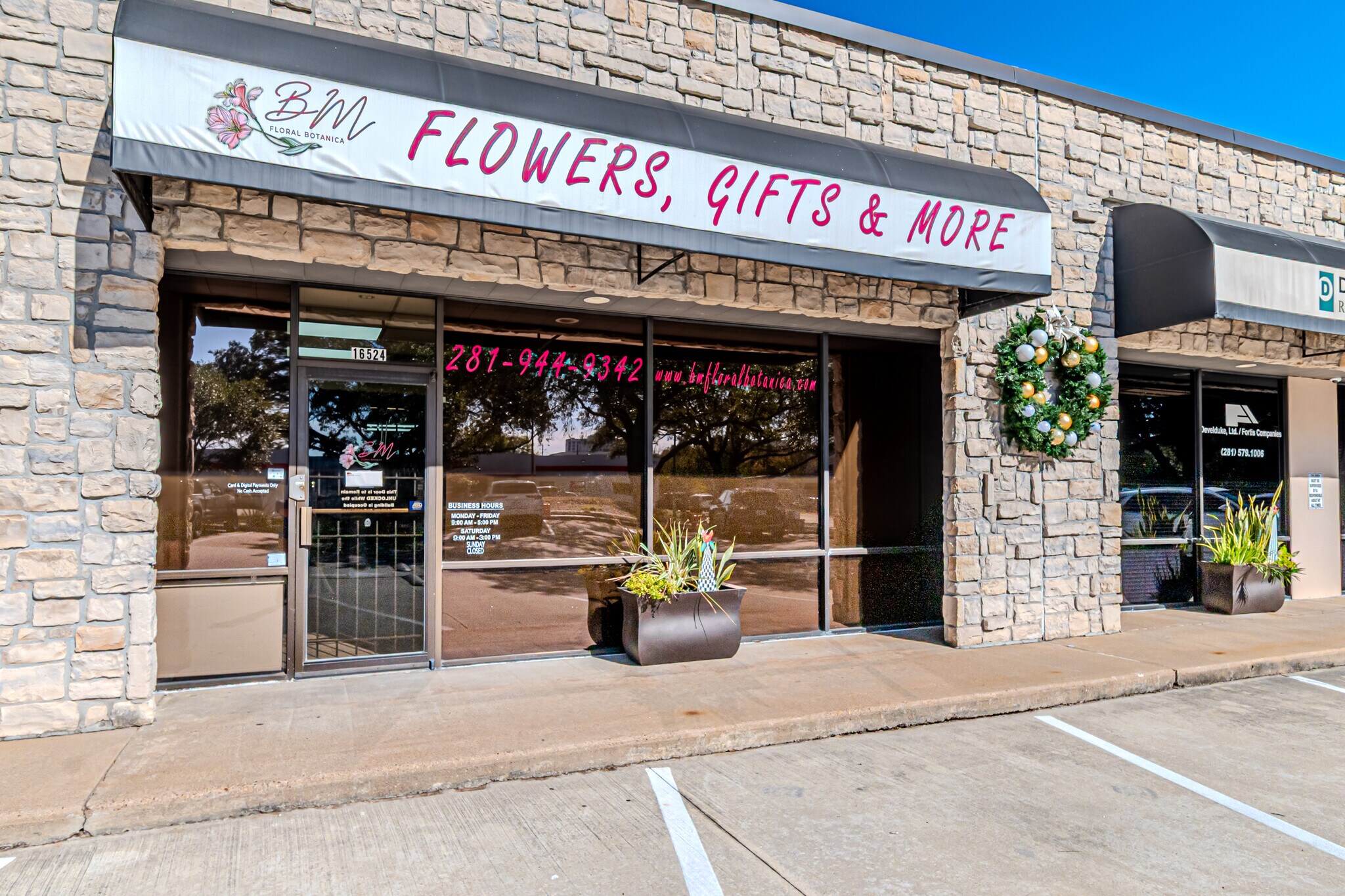 16522-16536 Park Row, Houston, TX for lease Building Photo- Image 1 of 31