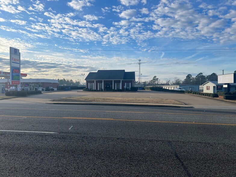 11433 State Highway 64 W, Tyler, TX à louer - Photo du bâtiment - Image 2 de 6