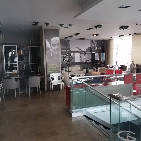 1180 Northern Blvd, Manhasset, NY à louer - Photo du bâtiment - Image 1 de 16