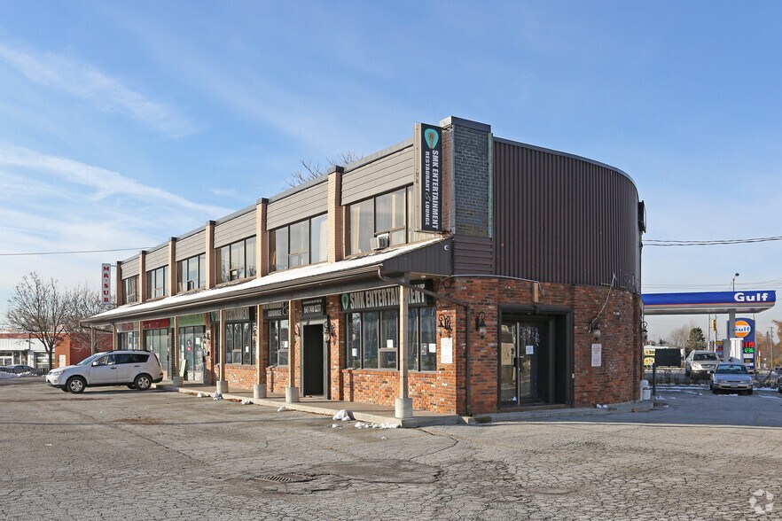 636-646 Danforth Rd, Toronto, ON à vendre - Photo principale - Image 1 de 1