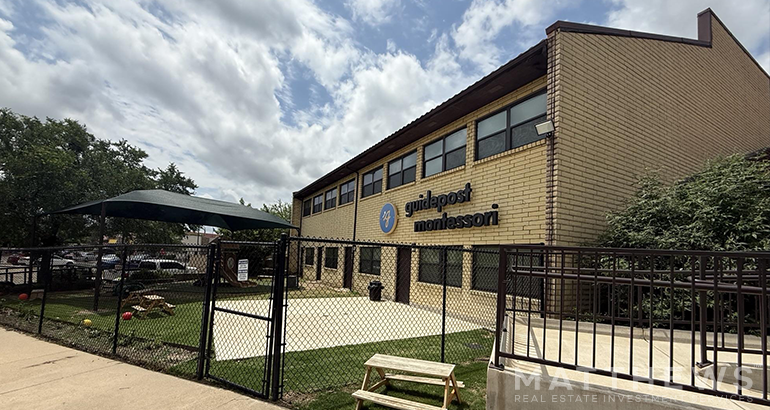 4961 N O'Connor Rd, Irving, TX à louer Photo du bâtiment- Image 1 de 4