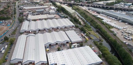 Kelvin Way, West Bromwich, WMD - aerial  map view - Image1