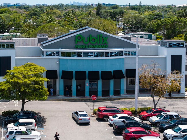 More details for 1600-1760 NE Miami Gardens Dr, Miami, FL - Retail for Lease