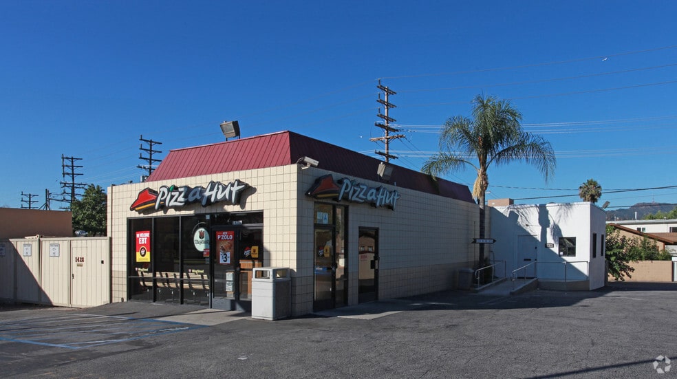 1428-1430 W Glenoaks Blvd, Glendale, CA for lease - Primary Photo - Image 2 of 11