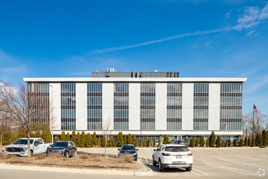 30555 Southfield Rd, Southfield, MI à louer - Photo du bâtiment - Image 2 de 10