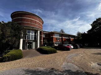 More details for Cams Hl, Fareham - Office for Lease