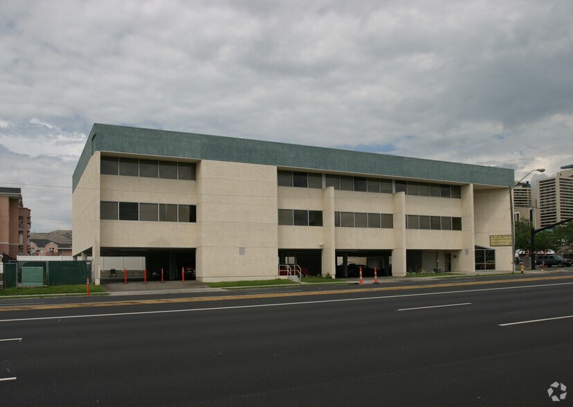 202 W 400 S, Salt Lake City, UT for lease - Building Photo - Image 2 of 31