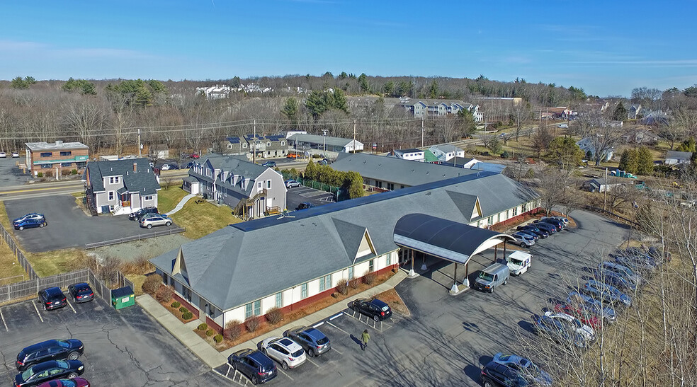 440 E Central St, Franklin, MA à vendre - Photo du bâtiment - Image 1 de 1