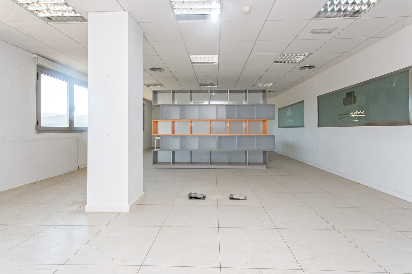 Sant Cugat del Vallès, BAR 08172 - Unité 01 - - Photo intérieure - Image 1 of 30