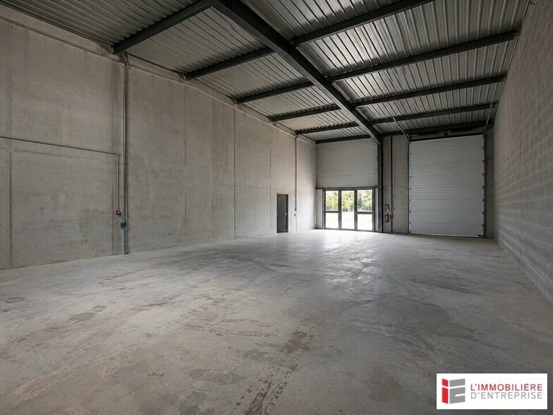 Flex in Rennes for sale - Interior Photo - Image 2 of 2