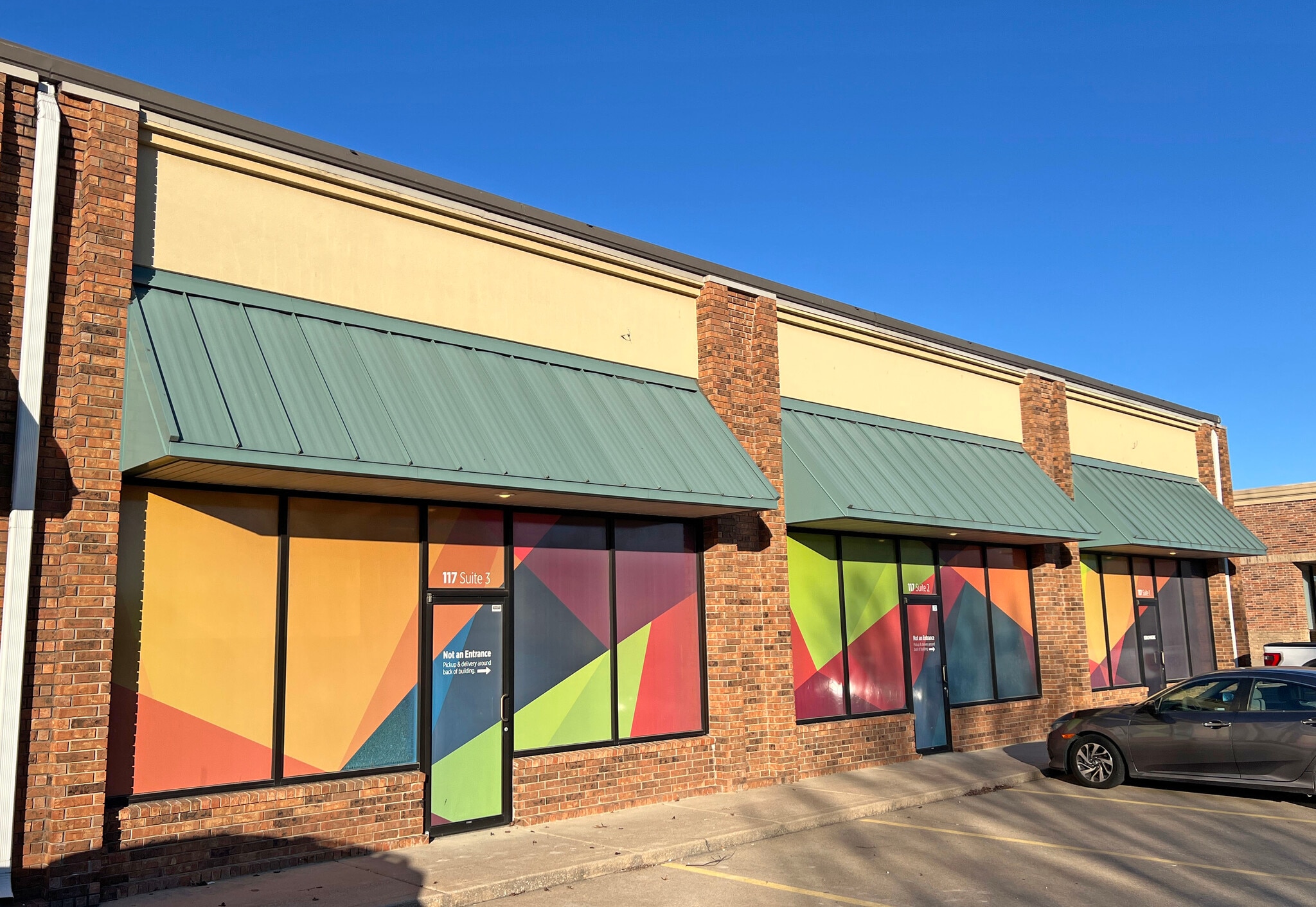 117 W Sherman Way, Nixa, MO for lease Interior Photo- Image 1 of 10