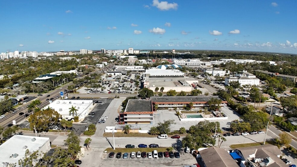 1425-1427 S Tamiami Trl, Sarasota, FL for sale - Building Photo - Image 3 of 6