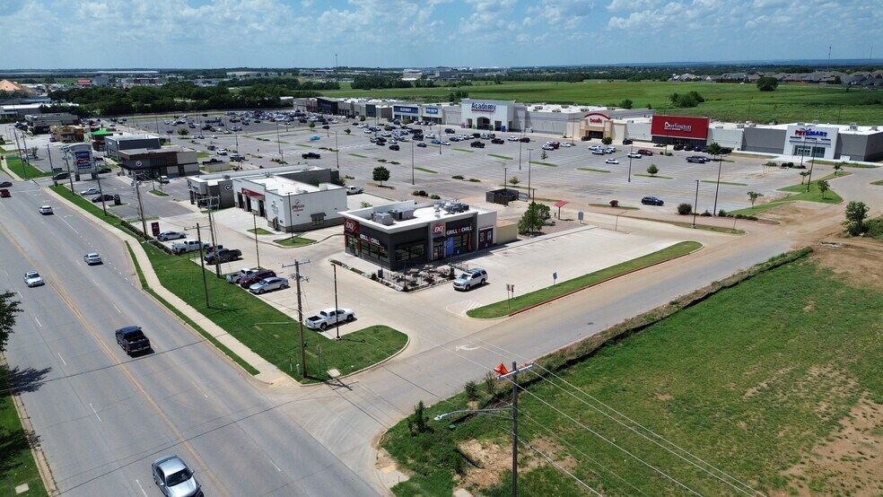 1425 12th Ave NW, Ardmore, OK à louer - Photo du bâtiment - Image 2 de 4