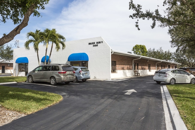 More details for 5400 Yahl St, Naples, FL - Industrial for Lease