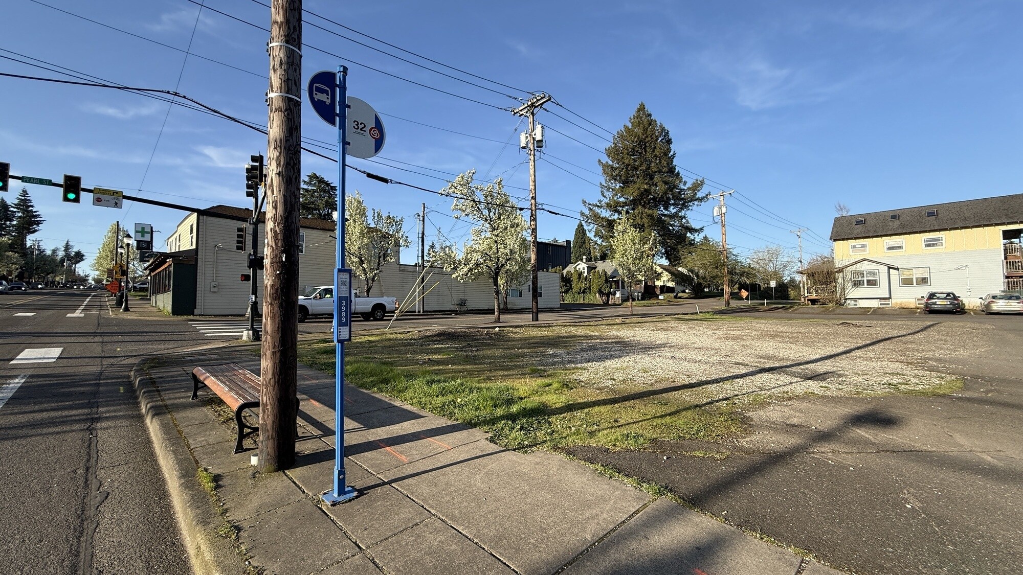 220 Molalla Ave, Oregon City, OR for sale Primary Photo- Image 1 of 2