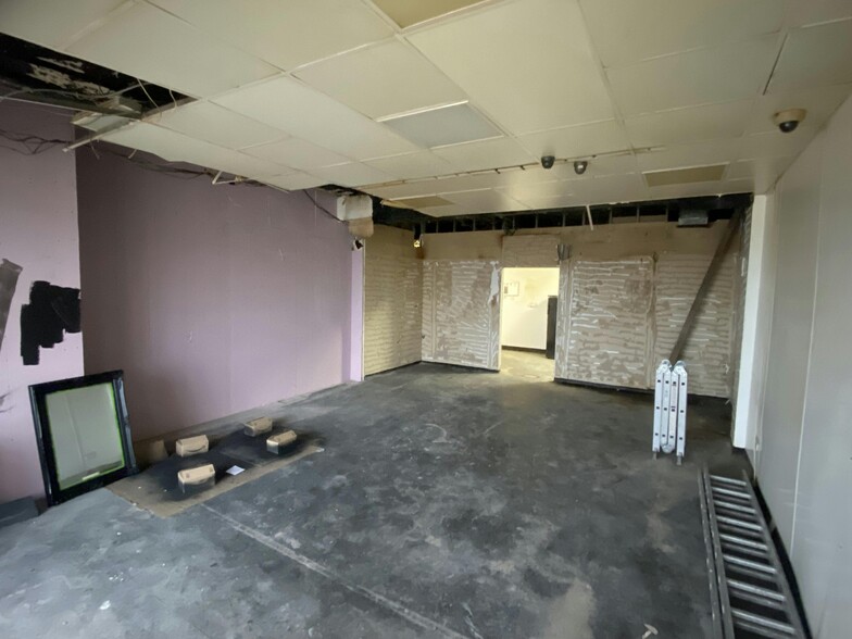 12-17 East Parade, Whitley Bay for lease - Building Photo - Image 3 of 7